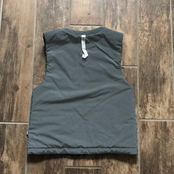 LULULEMON Light Bright Reflective Reversible Vest Size XS - Picture 10 of 12